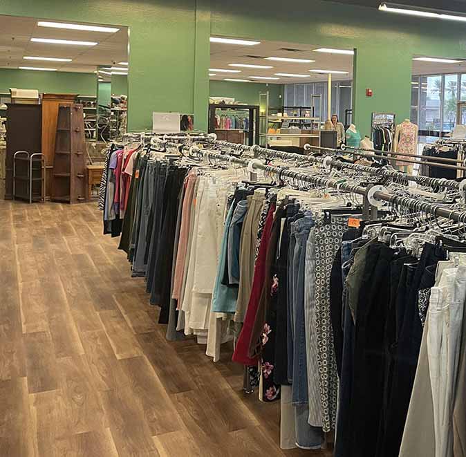 Hope's Closet interior